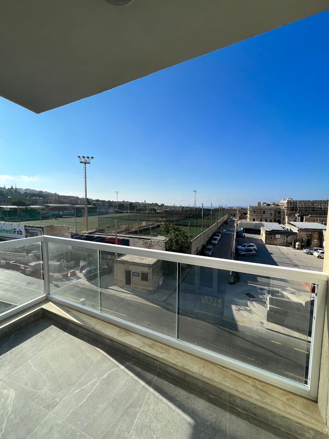 balcony