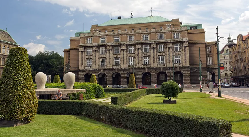 Charles Üniversitesi
