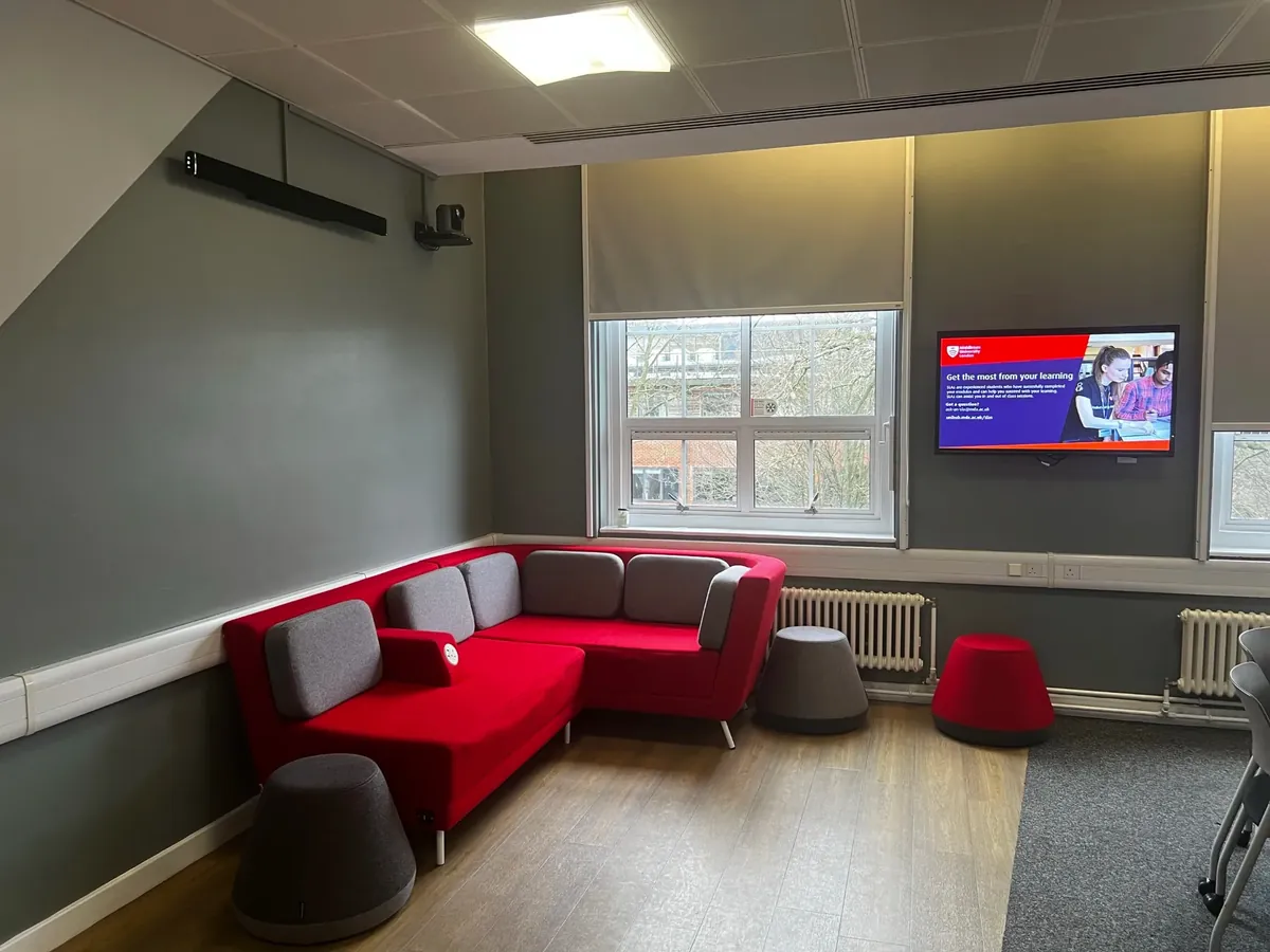 05-common-room-2
